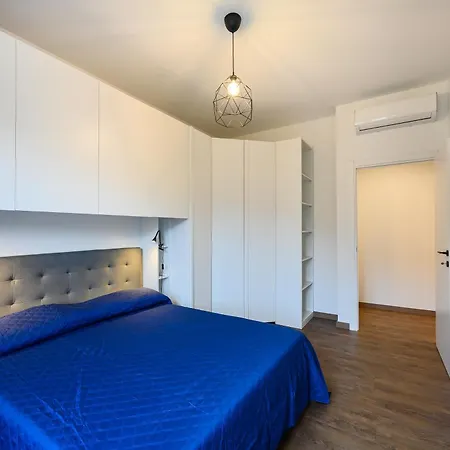 Golfo Dei Poeti Holidays Διαμέρισμα