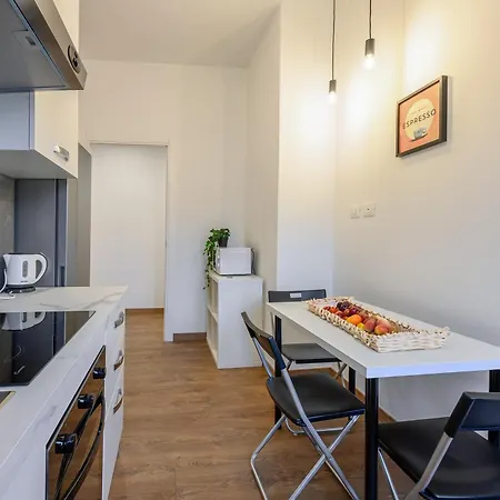 Διαμέρισμα Golfo Dei Poeti Holidays Λα Σπέτσια