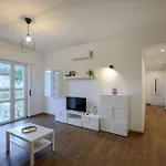 شقة Golfo Dei Poeti Holidays لا سبيتسْيا